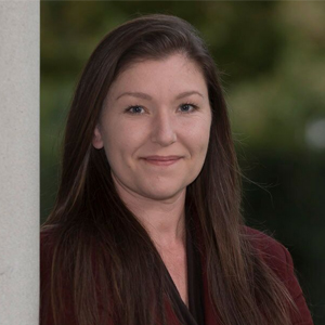 Headshot of Deanna Daly